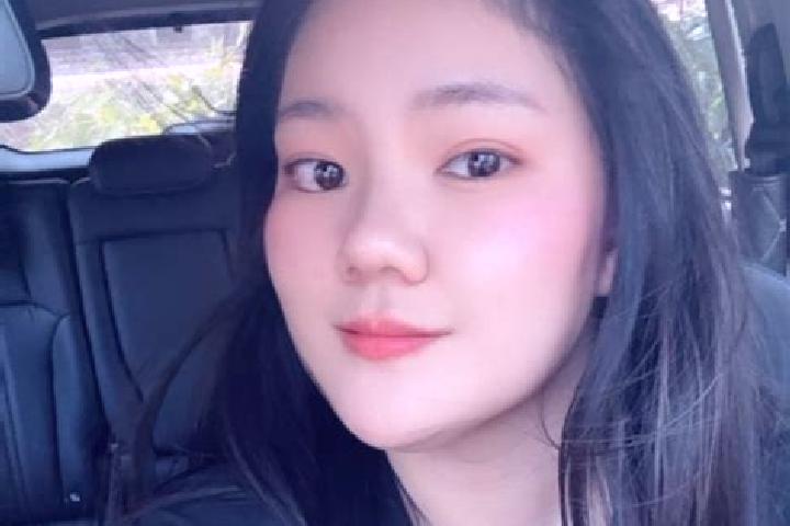 Iris, 20 — Escort in Wang Saphung, Thailand