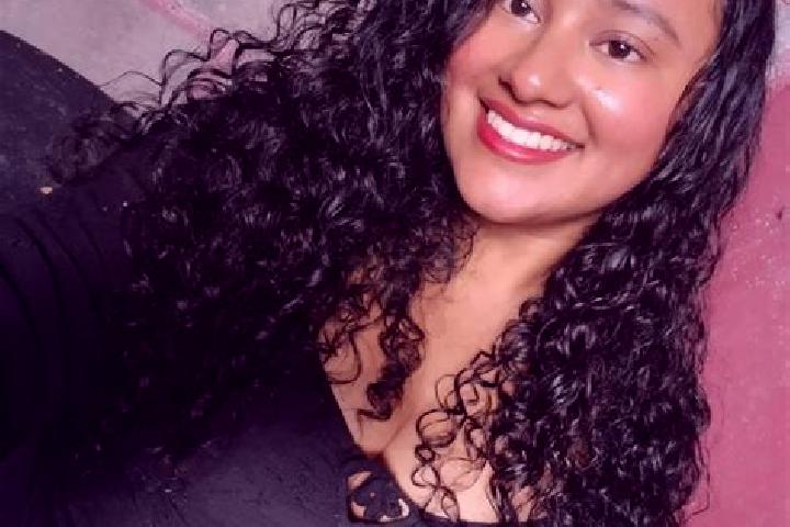 Iris, 20 — Escort in Yauyupe, Honduras
