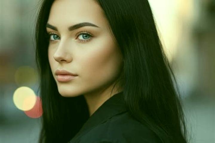 Iris, 21, a auburn blue-eyed latina companion based in Kokhanovo. Offering Roleplay, Massage, Party Girl. Available for incall and outcall, overnight booking...