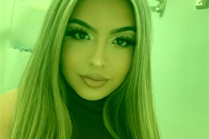 Iris, 21, a blonde amber-eyed latina companion based in Henridorff. Offering Travel Companion, 69, Dinner Date, Girlfriend Experience. Available for incall a...