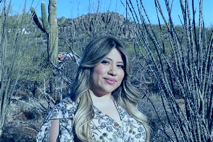 Iris, 21 — Escort in Altos de Jecopaco, Mexico