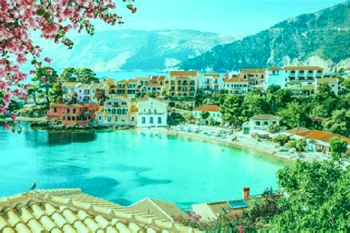 Iris, 21 — Escort in Iliokentima, Greece