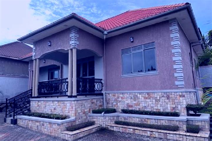 Iris, 21 — Escort in Kyazanga, Uganda
