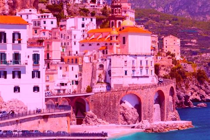 Iris, 21 — Escort in Micigliano, Italy