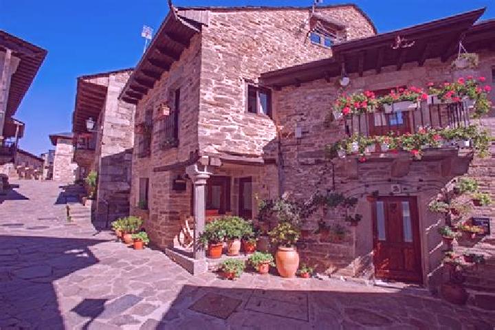 Iris, 21 — Escort in Puebla de Sanabria, Spain