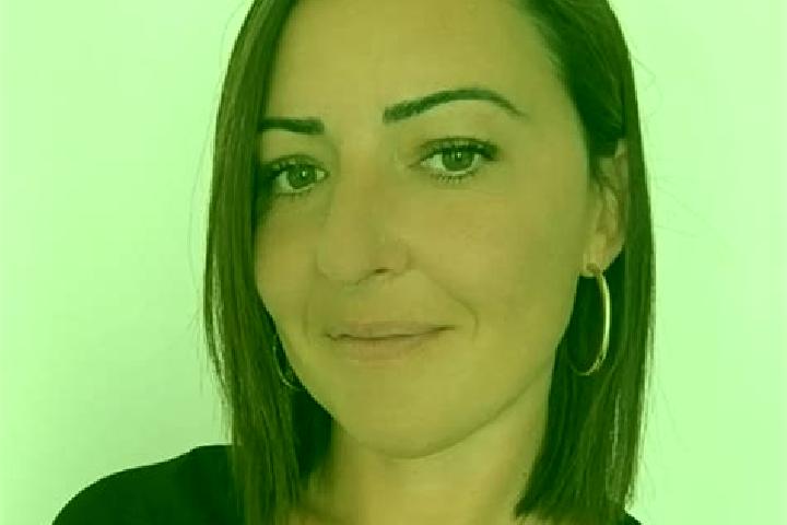 Iris, 21 — Escort in Romagnieu, France