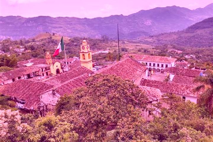 Iris, 21 — Escort in San Isidro Xochitla, Mexico