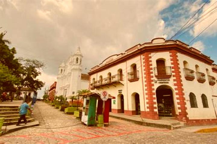 Iris, 21 — Escort in Santa Rosa de Copan, Honduras