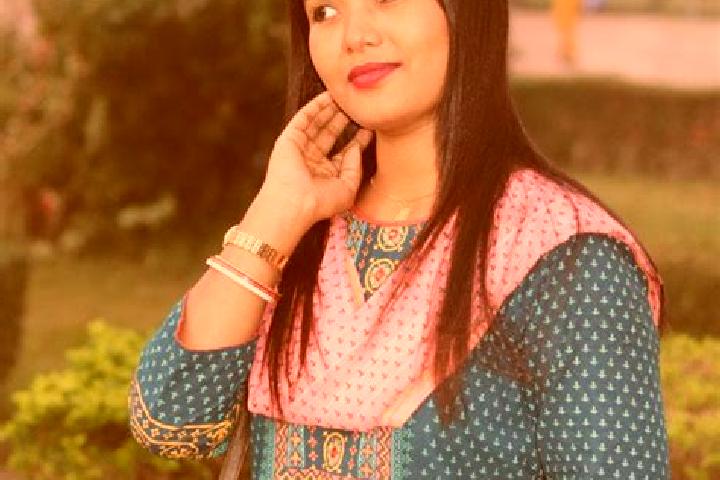 Iris, 21 — Escort in Thakurgaon, Bangladesh