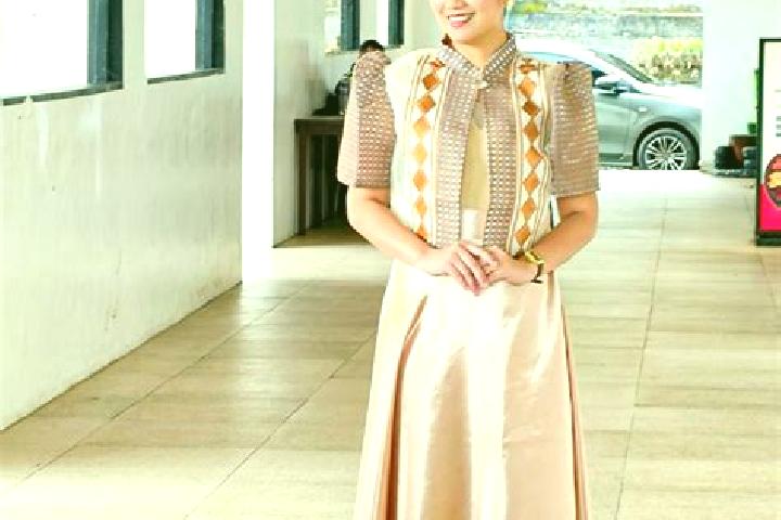 Iris, 21 — Escort in Tinagacan, Philippines