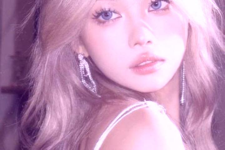 Iris, 22, a blonde brown-eyed asian companion based in Falagueira. Offering GFE, BDSM, Girlfriend Experience. Available for incall and outcall, overnight boo...