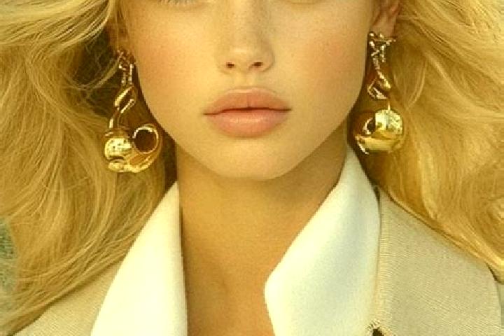 Iris, 22, a blonde dark-eyed caribbean companion based in Selpritsch. Offering Overnight, Roleplay, GFE, CIM. Available for incall and outcall, day and eveni...