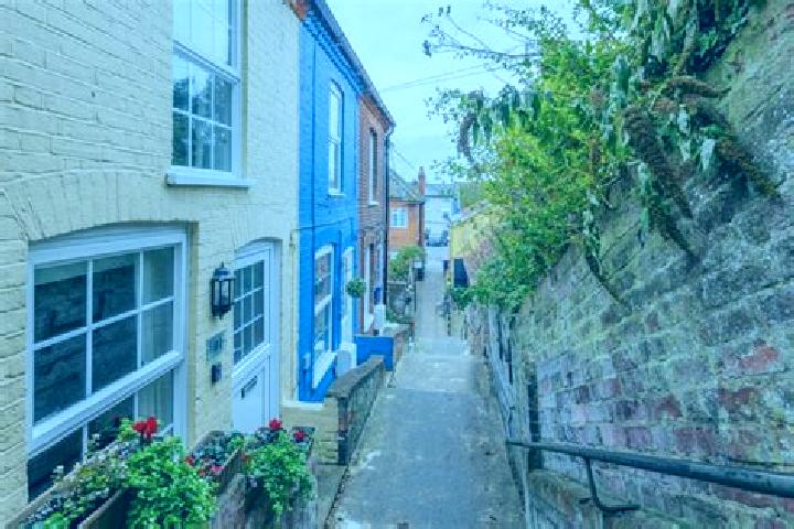Iris, 22 — Escort in Aldeburgh, United Kingdom
