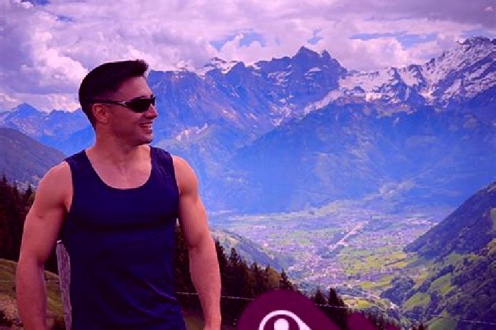 Iris, 22 — Escort in Altdorf, Switzerland