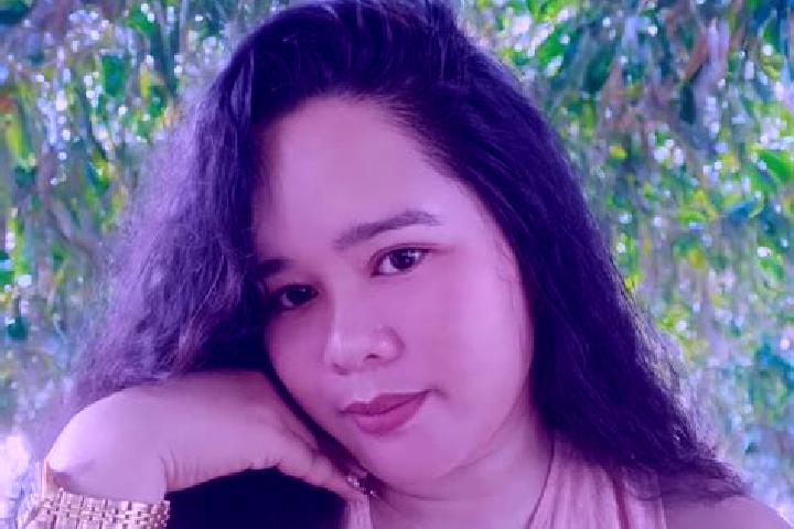 Iris, 22 — Escort in Cabanglasan, Philippines