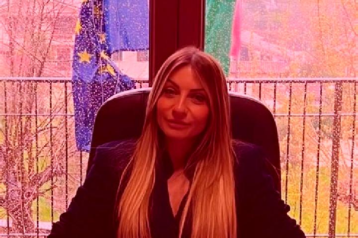 Iris, 22 — Escort in Colle San Magno, Italy