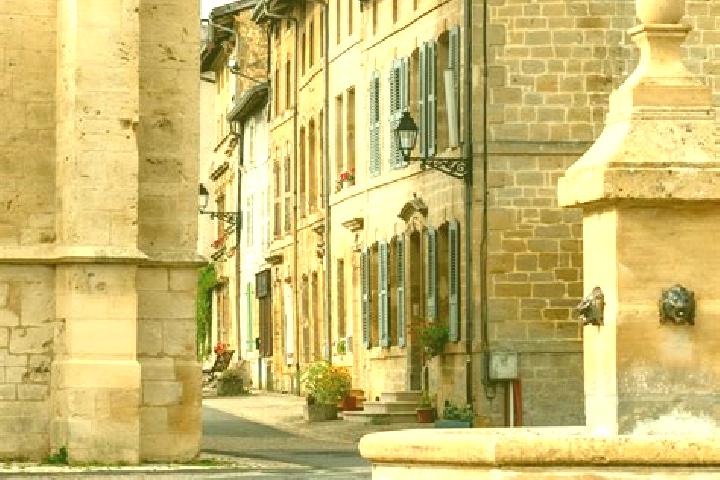 Iris, 22 — Escort in Marville, France