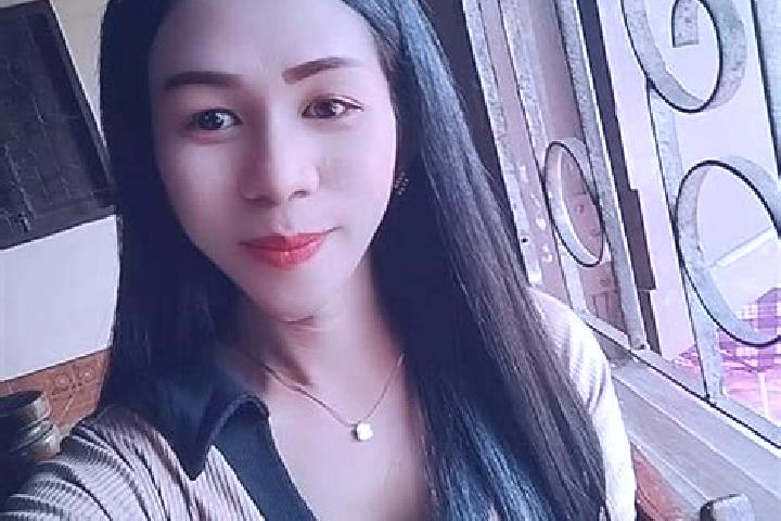 Iris, 22 — Escort in Muang Kenthao, Laos