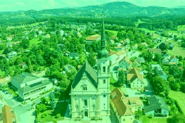 Iris, 22 — Escort in Pischelsdorf in der Steiermark, Austria