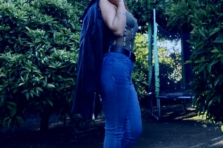Iris, 22 — Escort in Yerbas Buenas, Chile