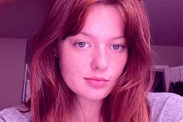 Iris, 23, a auburn amber-eyed european companion based in Ciuperceni. Offering Prostate Massage, Erotic Massage, Domination. Available for incall and outcall...