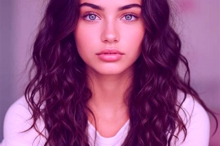 Iris, 23, a brunette grey-eyed mediterranean companion based in Yaodu. Offering Overnight, A-Level, 69. Available for incall and outcall, day and evening dates.