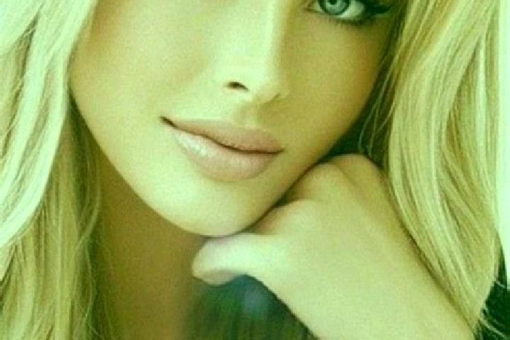 Iris, 23, a dark blonde blue-eyed caribbean companion based in Ulu Siau. Offering Deep French Kissing, OWO, Domination, Girlfriend Experience. Available for ...