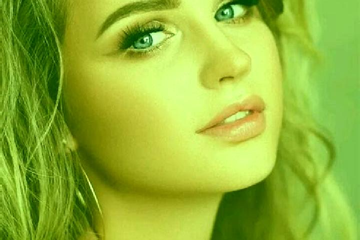 Iris, 23, a dark blonde blue-eyed ebony companion based in Groslay. Offering Deep French Kissing, Girlfriend Experience, Tantra, Striptease. Available for in...