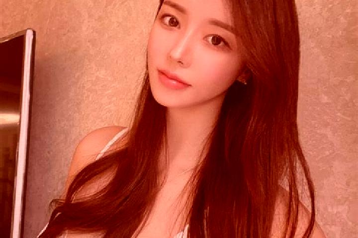 Iris, 23 — Escort in Datang an, China