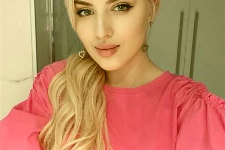 Iris, 23 — Escort in Linda, Russia