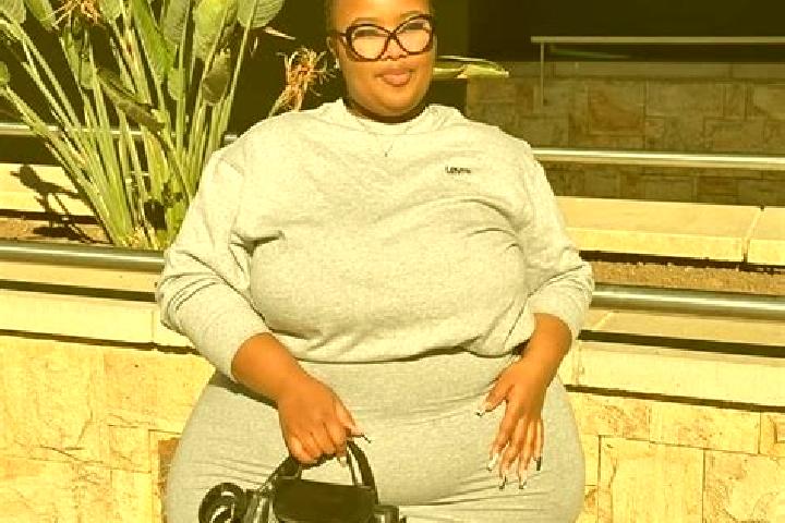 Iris, 23 — Escort in Mamafubedu, South Africa