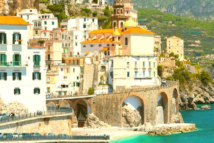 Iris, 23 — Escort in Palestro, Italy