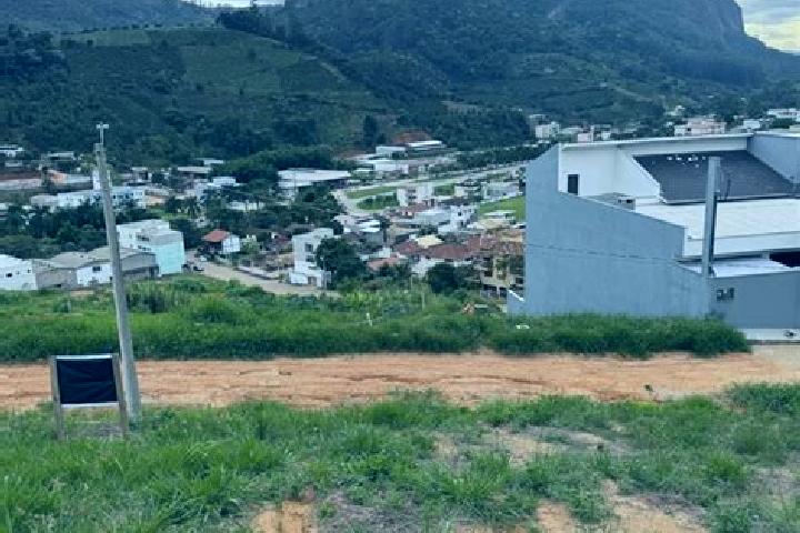 Iris, 23 — Escort in Venda Nova do Imigrante, Brazil