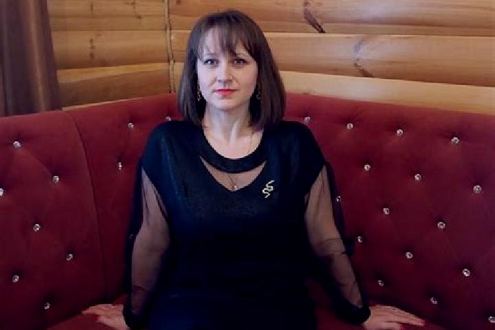 Iris, 23 — Escort in Vyzhnytsya, Ukraine