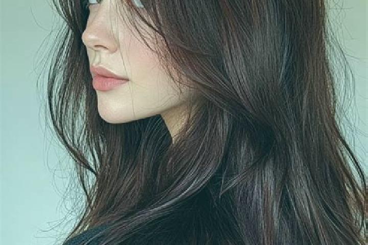 Iris, 24, a auburn brown-eyed asian companion based in Bangad. Offering Party Girl, A-Level, 69. Available for incall and outcall, day and evening dates.