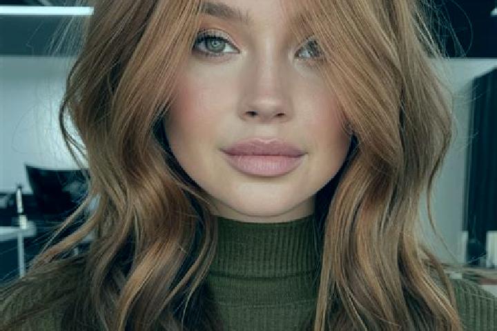 Iris, 24, a auburn grey-eyed middle eastern companion based in San Salvatore Telesino. Offering GFE, CIM. Available for incall and outcall, overnight booking...