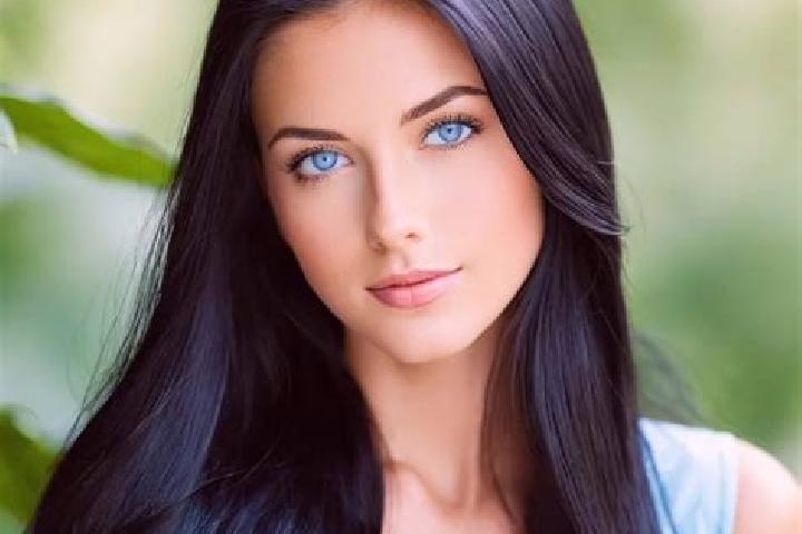 Iris, 24, a black blue-eyed mediterranean companion based in Nadbai. Offering Dinner Date, Fetish, Duos. Available for incall and outcall, overnight bookings...