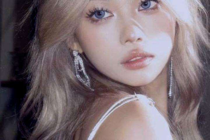 Iris, 24, a blonde amber-eyed asian companion based in Yass. Offering Party Girl, Overnight, OWO, Fetish. Available for incall and outcall, day and evening d...