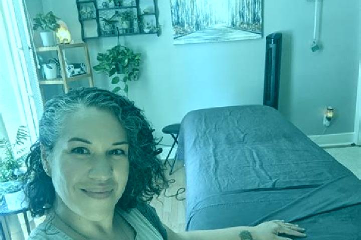 Iris, 24, a blonde grey-eyed caribbean companion based in Barrio la Cuesta. Offering GFE, Massage, Dinner Date. Available for incall and outcall, day and eve...
