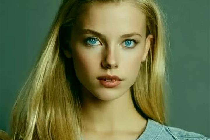 Iris, 24, a blonde grey-eyed indian companion based in Antofagasta. Offering Overnight, Travel Companion, OWO. Available for incall and outcall, day and even...