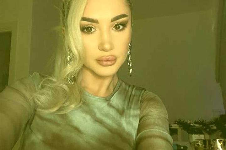 Iris, 24, a blonde grey-eyed latina companion based in Sabolciu. Offering Travel Companion, BDSM, Girlfriend Experience, GFE. Available for incall and outcal...