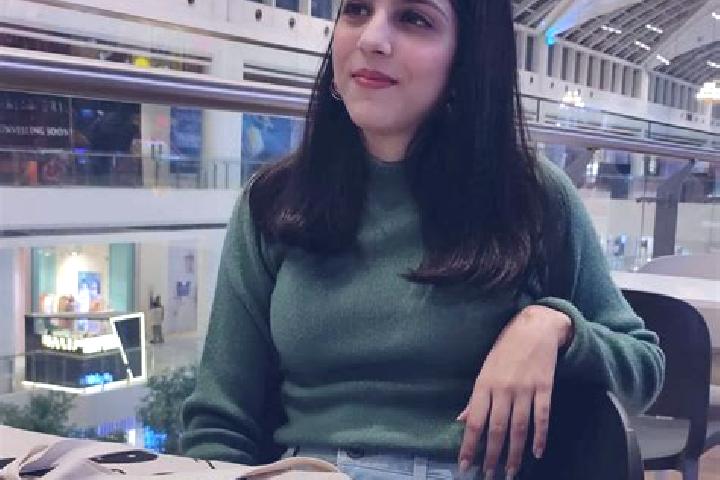 Iris, 24 — Escort in Chahar Rusta i, Iran
