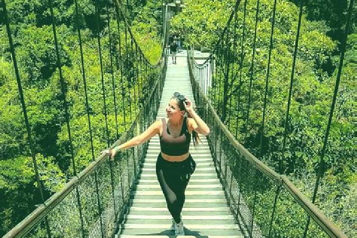 Iris, 24 — Escort in El Salitre, Ecuador