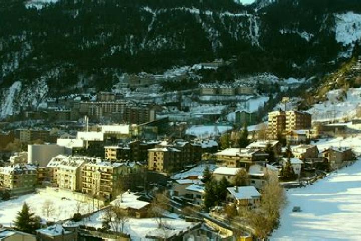 Iris, 24 — Escort in Encamp, Andorra