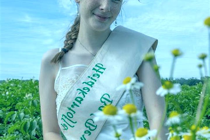Iris, 24 — Escort in Hitzacker, Germany