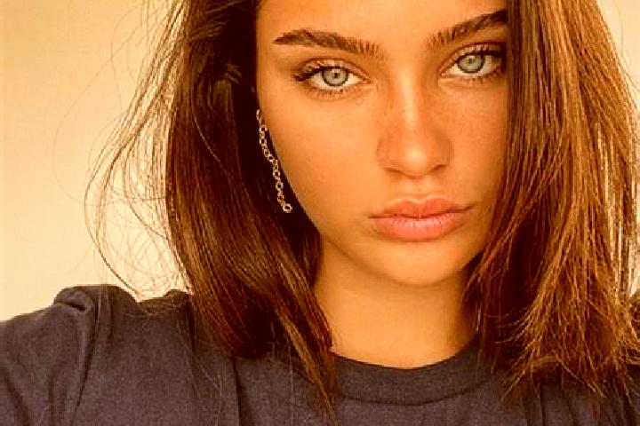 Iris, 25, a brunette dark-eyed middle eastern companion based in Kanaishima. Offering GFE, Travel Companion, Domination, Erotic Massage. Available for incall...