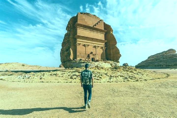 Iris, 25 — Escort in At Tubi, Saudi Arabia