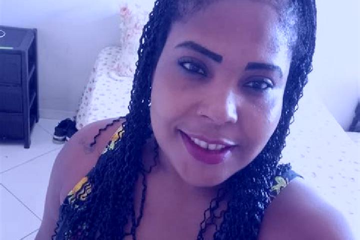 Iris, 25 — Escort in Candiba, Brazil