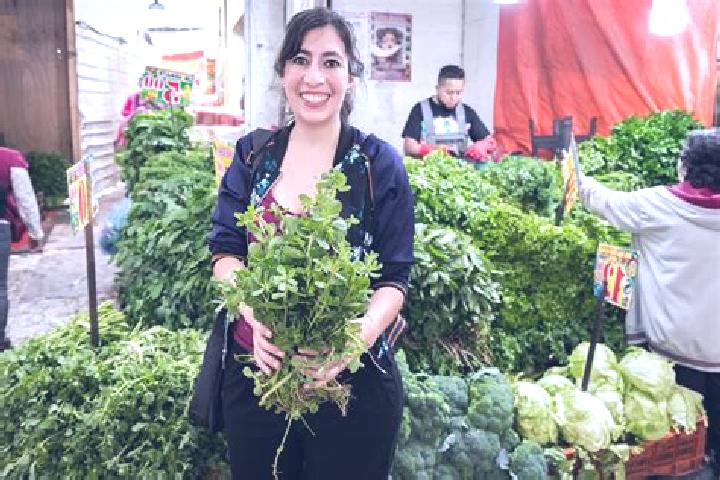 Iris, 25 — Escort in Santa Maria Quelites, Mexico