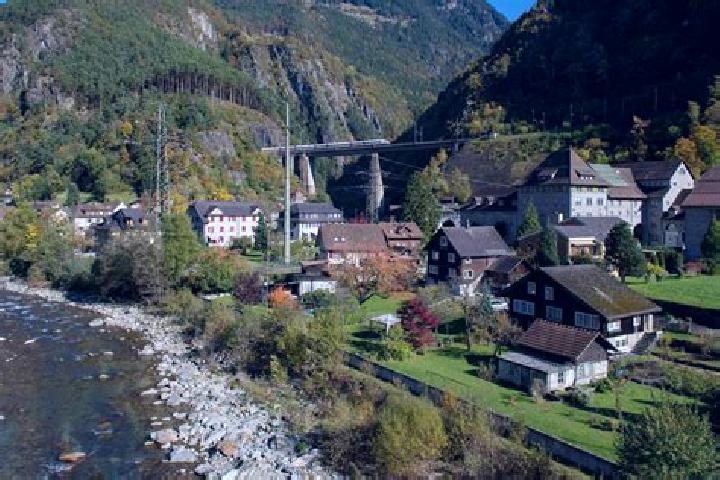 Iris, 25 — Escort in Silenen, Switzerland